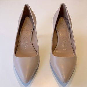 Calvin Klein Nude Heals